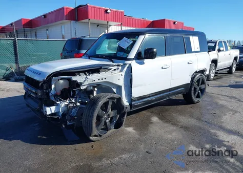 2023 Land Rover Defender 110 Carpathian Edition/110 V8 z USA, uszkodzony, nr VIN SALEWEEEXP2217830